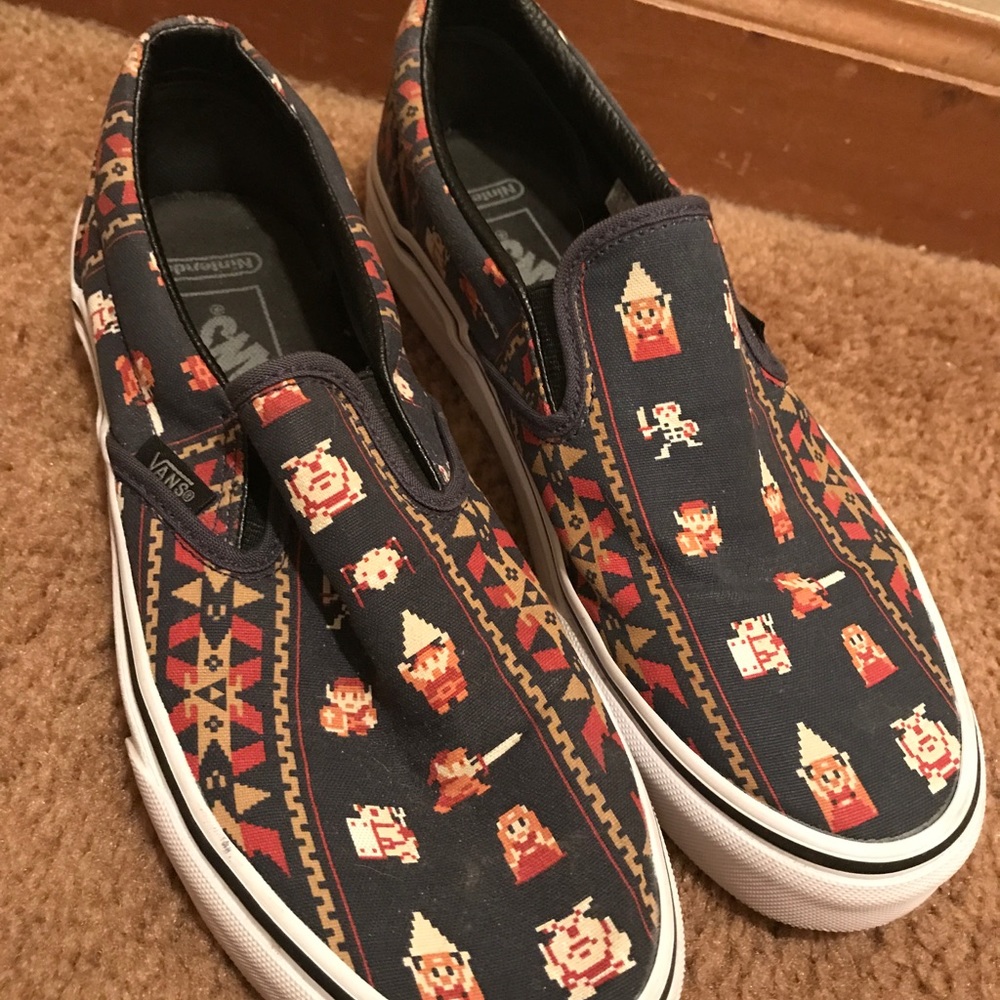 Legends of Zelda Vans, like new